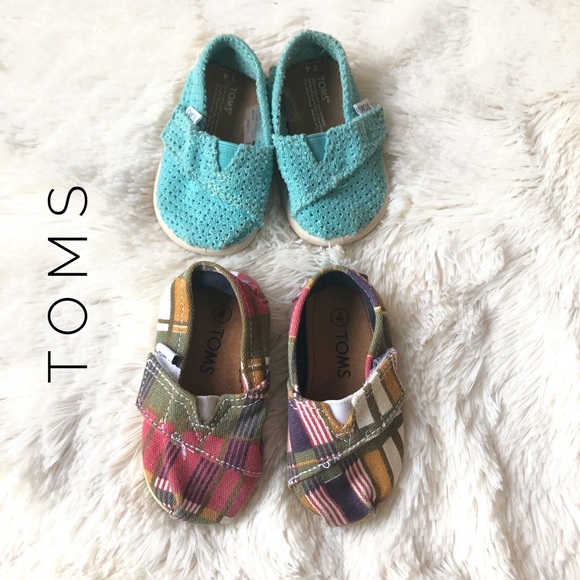 Toms Other - Toms Size 4 toddler bundle/lot